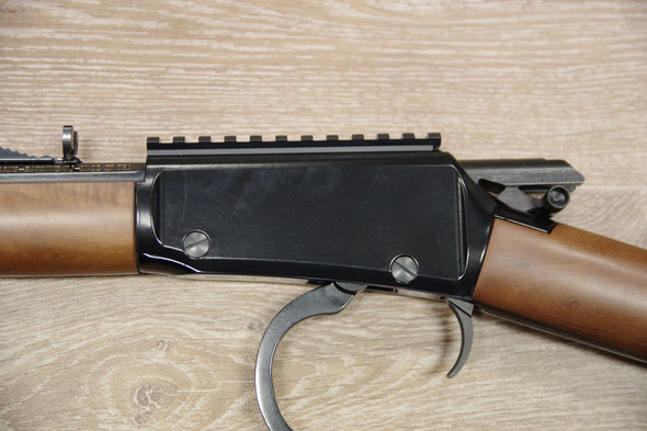 S/H HENRY H001TMLB LEVER ACTION RIFLE .22WMR (FQ659)