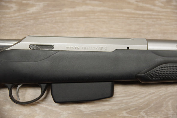 S/H TIKKA T3X LEFT HAND VARMINT BOLT ACTION RIFLE 223 (FM975)