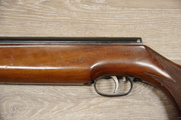 S/H WEIHRAUCH HW77 (OLD SERIRS) AIR RIFLE 177 (FN188)