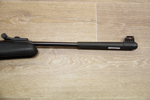 S/H STOEGER X10 AIR RIFLE 22 (FE035)