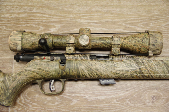 S/H SAVAGE MKII CAMO BOLT ACTION RIFLE .22LR (FE036)