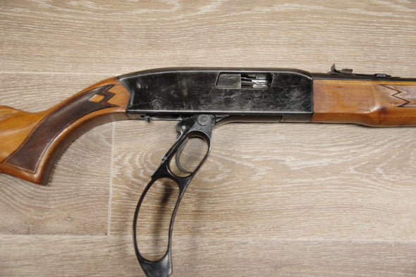 S/H WINCHESTER 250 LEVER ACTION RIFLE .22LR (FB223)