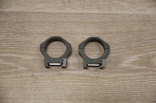 S/H WARNE LOW 30MM RINGS TO SUIT WEAVER / PICATINNY BASE