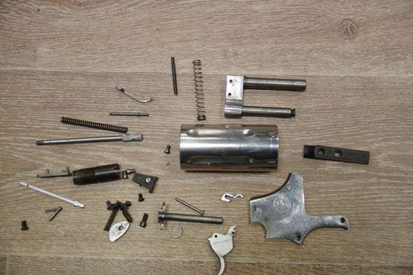 S/H TAURUS CIRCUIT JUDGE CYLINDER & VARIOUS PARTS 45LC / 410