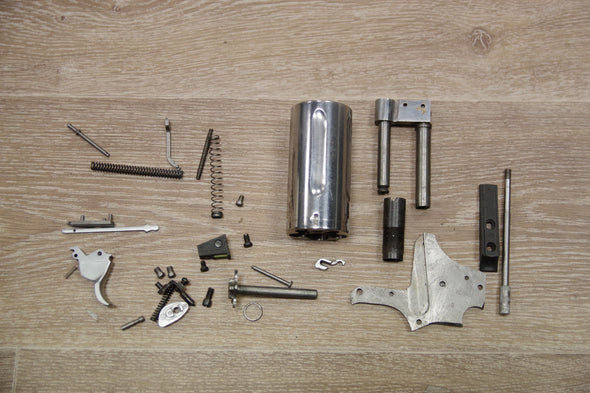 S/H TAURUS CIRCUIT JUDGE CYLINDER & VARIOUS PARTS 45LC / 410